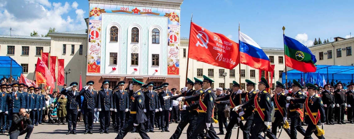 В Черкесске более 6 тысяч человек приняли участие в митинге-параде ко Дню Победы