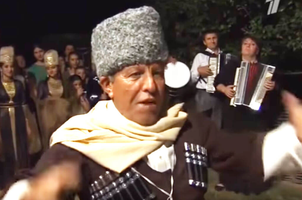 В эфире Первого канала показали вторую часть передачи «Играй, гармонь», отснятой в Карачаево-Черкесии (ВИДЕО)