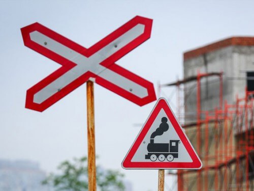 В Черкесске в связи с ремонтом временно перекроют один из железнодорожных переездов