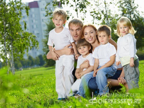 Срок перерегистрации многодетных семей и семей, где один или оба родителя - инвалиды, проводимой для получения льгот, продлен до конца ноября