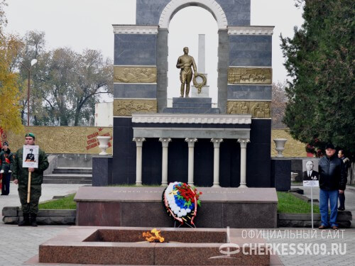 В Черкесске отметили 35-ю годовщину создания Поста № 1
