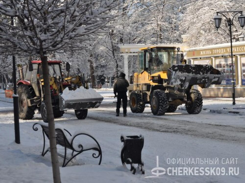 Снег в Черкесске: готовы ли к его приходу коммунальные службы города?