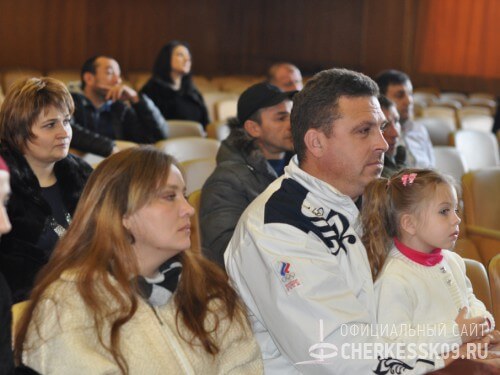 В Черкесске еще 27 многодетных семей получили бесплатные земельные участки