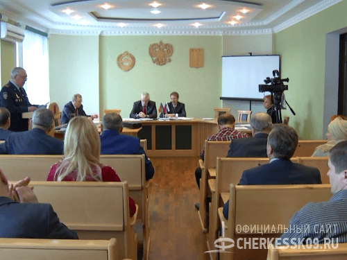 Первое в 2017 году заседание думы МО г. Черкесска