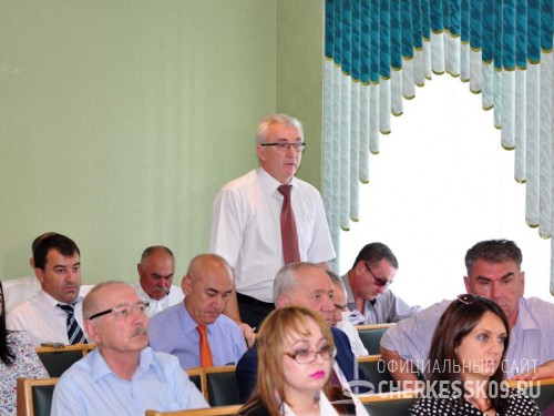 В Черкесске провели первое заседание городской Думы в новом составе