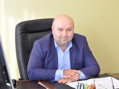 Начальник управления архитектуры, градостроительства и земельных отношений мэрии Черкесска Р.Эркенов: "В Черкесске появятся новые микрорайоны с современной инфраструктурой"