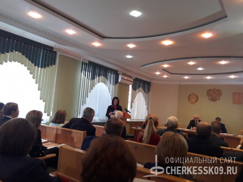 В Черкесске приняли социально ориентированный бюджет на 2018 год и отметили 20-летие Гордумы
