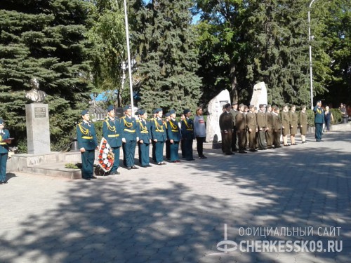 В столице Карачаево-Черкесии состоялось открытие 37-й Вахты памяти