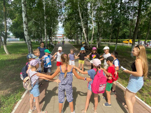 Более 1700 юных горожан отдохнули в пришкольных лагерях Черкесска
