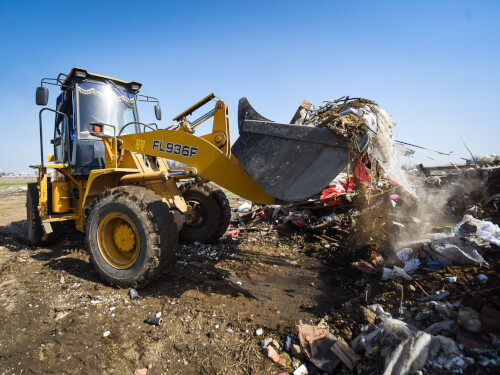 В Черкесске с начала года со стихийных свалок вывезено более 7 тысяч кубометров мусора
