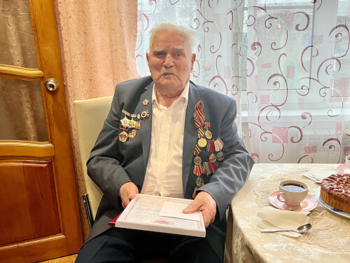 100 лет ветерану Великой Отечественной войны из Черкесска Петру Неделкову